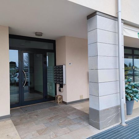 Center Aviano Comfort Suite Free Parking Wifi エクステリア 写真