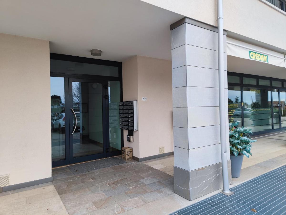 Center Aviano Comfort Suite Free Parking Wifi エクステリア 写真